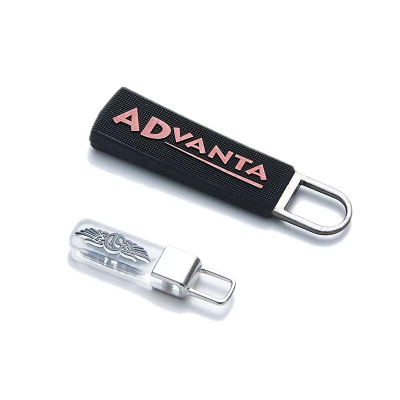 ロゴタグプラスチックプラー